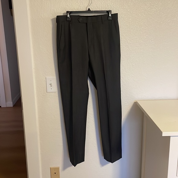 Kenneth Cole Awearness Suit and Pants - Picture 4 of 14